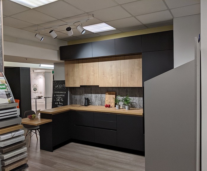 г. Санкт-Петербург, ул. Кантемировская, 37, ТЦ «Мебель Сити»