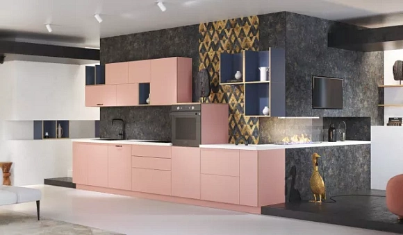 Светлая кухня в Сочи