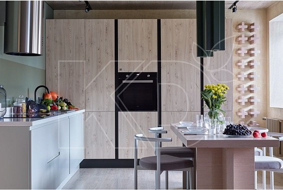 Угловая кухня в коричневых тонах