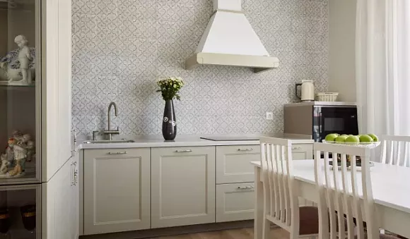 Бежевая в Сочи